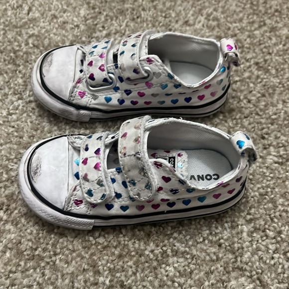 Converse size 7 toddler - Picture 2 of 4